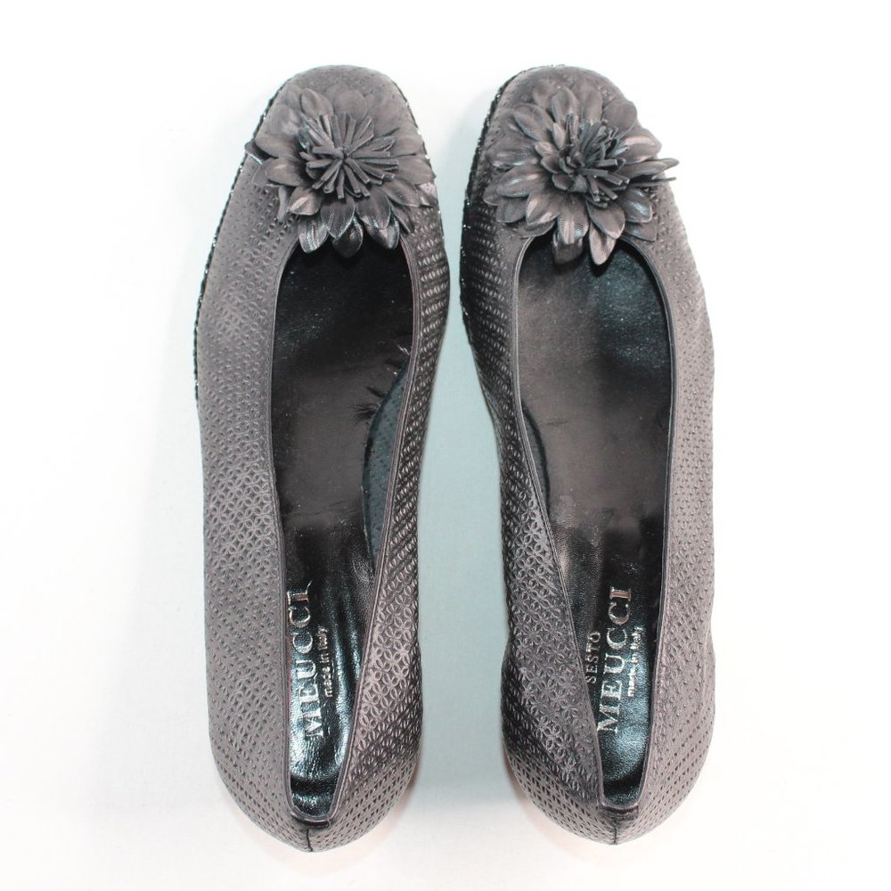 SESTO MEUCCI Black Embellished Round Toe Wedge - Picture 8 of 13